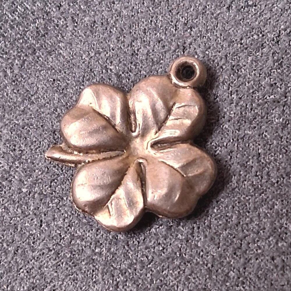Vintage Four Leaf Clover Charm Sterling Good Luck Pendant